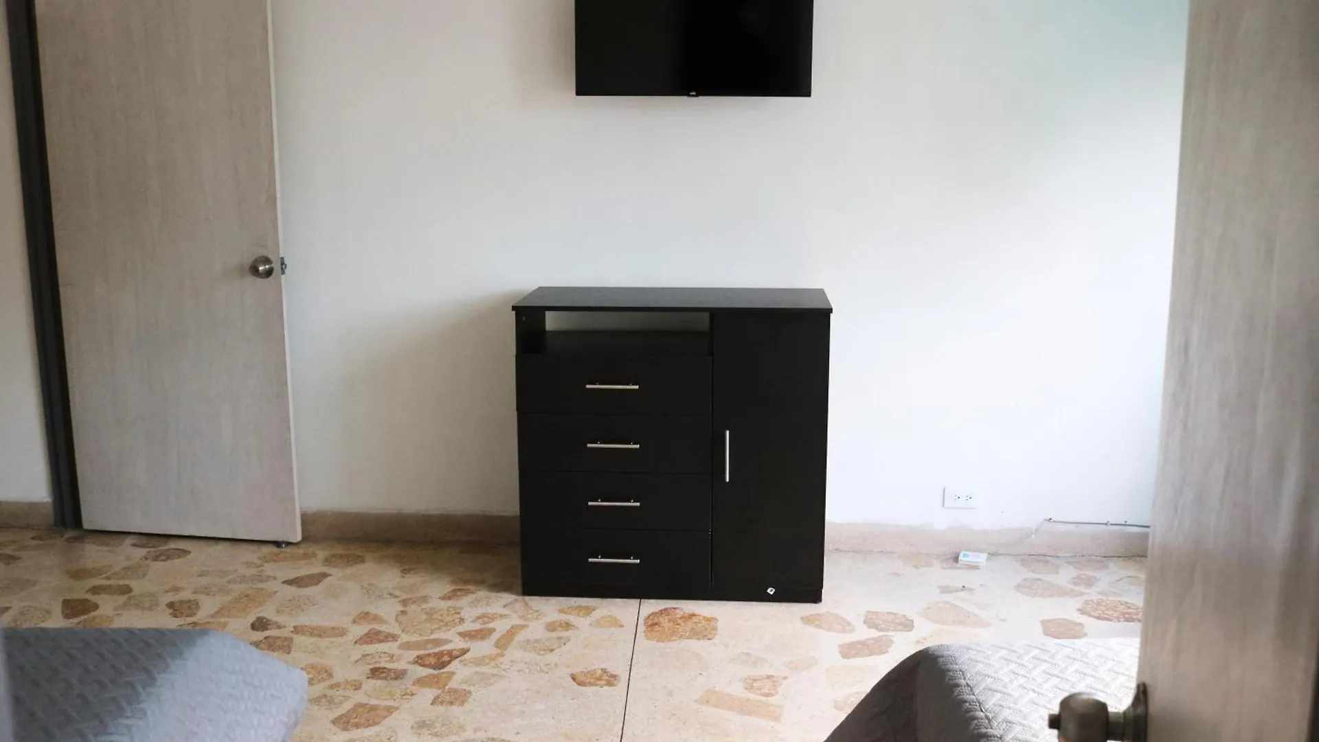 Apartamento Completo Laureles-Medellin Colombia